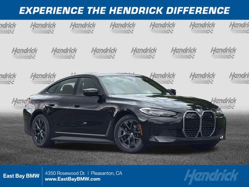 Used 2023 BMW i4 eDrive35 image 1