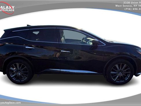Used 2021 Nissan Murano SV w/ SV Special Edition Package image 4