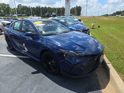 Used 2025 Toyota Camry SE