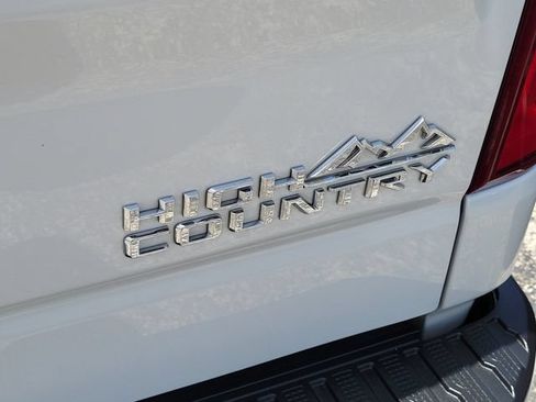 Used 2020 Chevrolet Silverado 1500 High Country w/ Technology Package RWD image 6