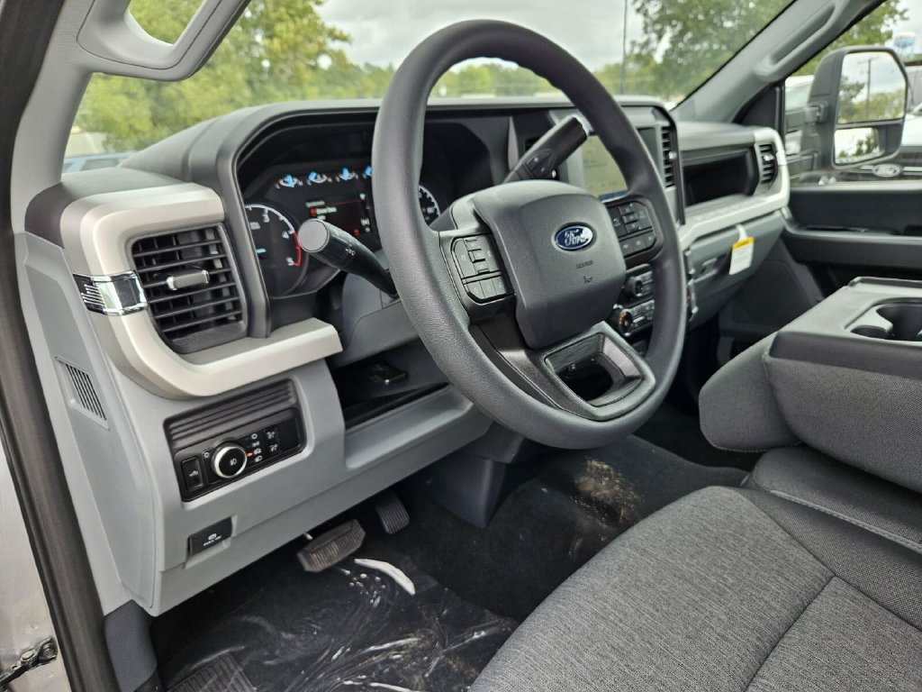 New 2027 Ford F250 XL w/ STX Appearance Package AWD/4WD image 10