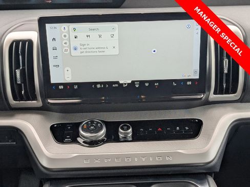 New 2025 Ford Expedition Active image 20