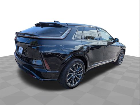 New 2026 Cadillac Lyriq Sport image 4