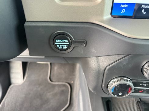 Used 2025 Ford Bronco Outer Banks image 21