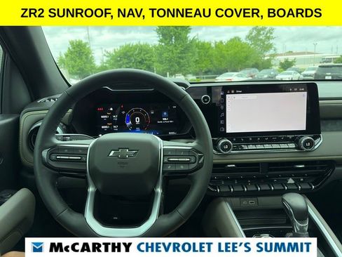 Used 2025 Chevrolet Colorado ZR2 w/ Midnight Edition AWD/4WD image 25