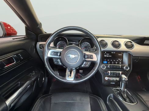 Used 2017 Ford Mustang Premium image 20