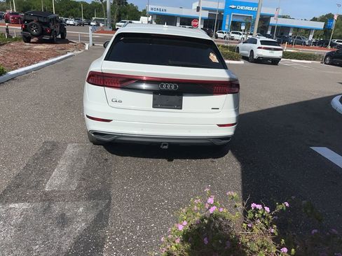 Used 2019 Audi Q8 Premium w/ Convenience Package AWD/4WD image 12