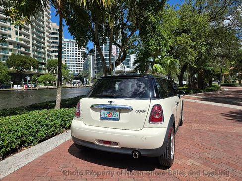 Used 2012 MINI Cooper Hardtop image 10