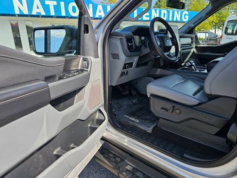 Used 2025 Ford F150 Lightning Flash AWD/4WD image 20