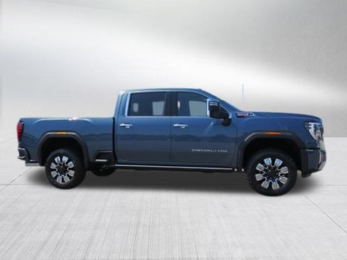 New 2025 GMC Sierra 2500 Denali w/ Denali Reserve Package image 2