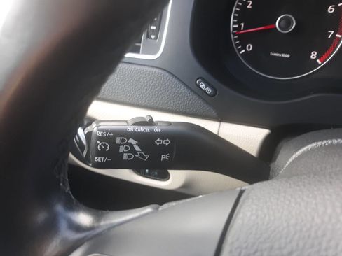 Used 2012 Volkswagen Jetta SE image 25