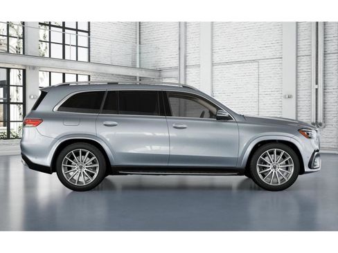 New 2026 Mercedes-Benz GLS 450 4MATIC image 2