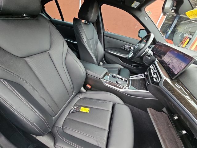 Used 2023 BMW 330i xDrive Sedan w/ Premium Package AWD/4WD image 31