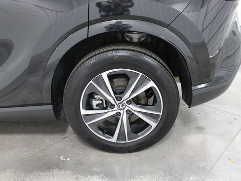 Used 2024 Lexus RX 350 FWD w/ Technology Package image 38