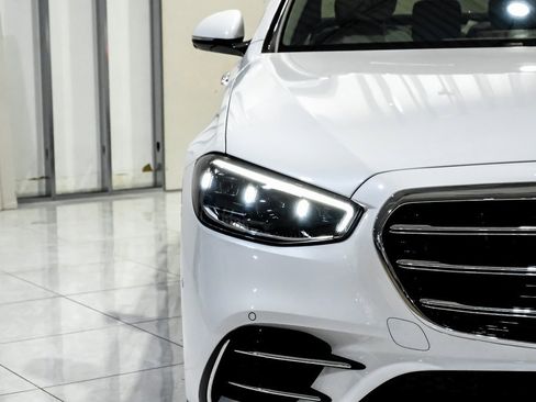 Used 2025 Mercedes-Benz S 580 4MATIC Sedan image 48