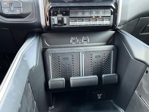 New 2026 RAM 3500 Big Horn AWD/4WD image 26
