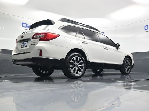 Used 2017 Subaru Outback 3.6R Limited image 63