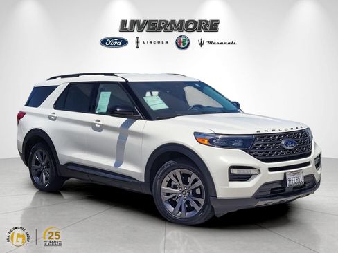 Certified 2023 Ford Explorer XLT w/ Equipment Group 202A RWD image 1