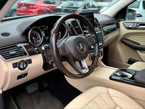 Used 2018 Mercedes-Benz GLE 350 image 17