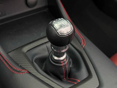 Used 2025 Ford Mustang GT Premium RWD image 37