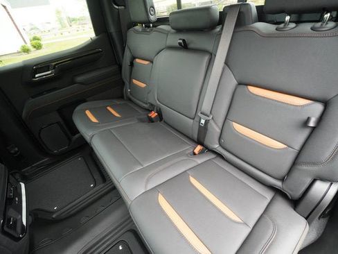 New 2026 GMC Sierra 1500 AT4 w/ AT4 Premium Package AWD/4WD image 31