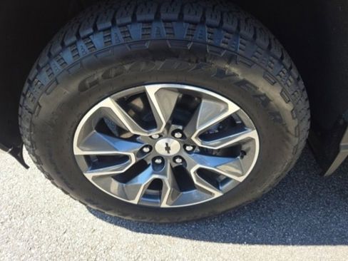 New 2025 Chevrolet Silverado 1500 LT image 6