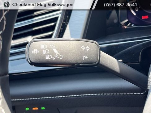 New 2025 Volkswagen Atlas Cross Sport SE image 36