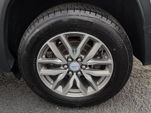 Used 2019 GMC Acadia SLE w/ Driver Alert Package I AWD/4WD image 10