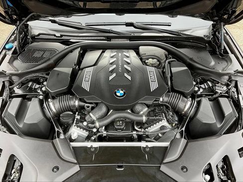 Used 2023 BMW M550i xDrive w/ Executive Package AWD/4WD image 30