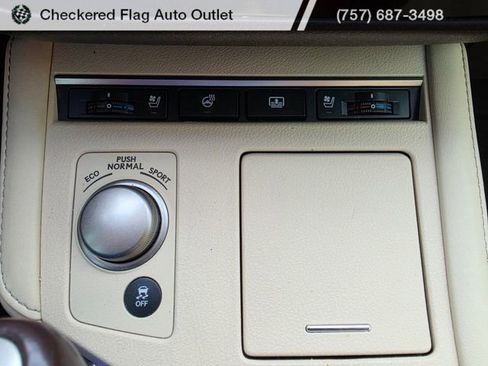 Used 2017 Lexus ES 350 w/ Luxury Package image 19