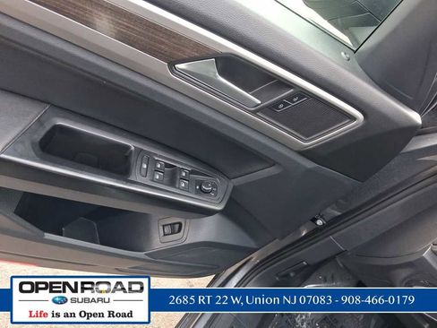 Used 2020 Volkswagen Atlas SE AWD/4WD image 14