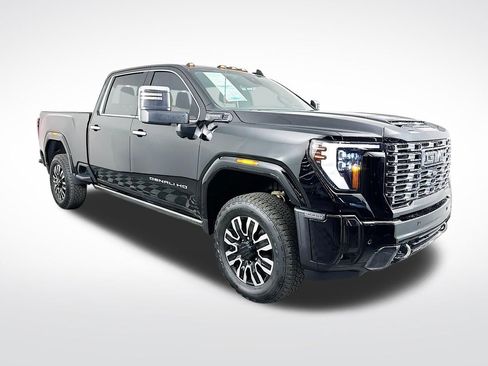 Used 2025 GMC Sierra 3500 Denali Ultimate AWD/4WD image 1