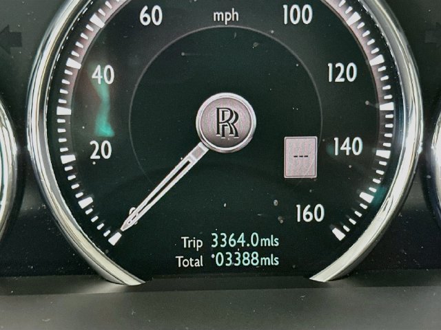 Used 2024 Rolls-Royce Cullinan AWD/4WD image 12