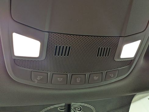 Used 2019 Ford F250 Lariat w/ Lariat Value Package image 32