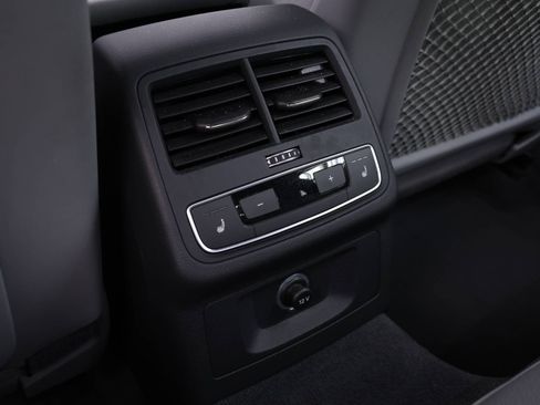 Used 2017 Audi A4 2.0T Prestige image 17