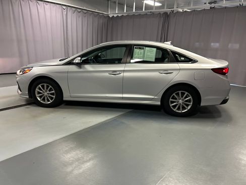 Used 2019 Hyundai Sonata SE FWD image 4