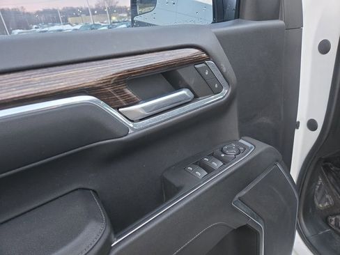 Used 2023 GMC Sierra 1500 Elevation image 11