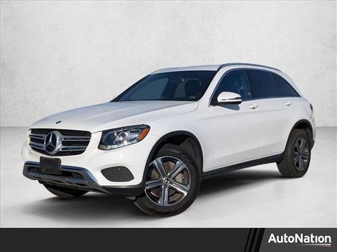 Certified 2019 Mercedes-Benz GLC 300 image 1