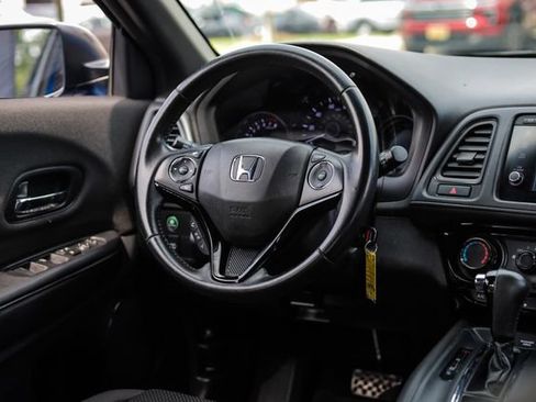 Used 2020 Honda HR-V Sport image 27
