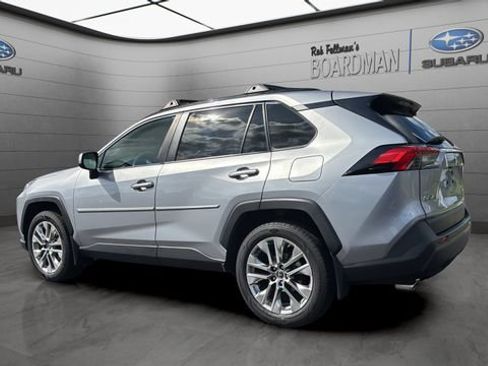 Used 2019 Toyota RAV4 XLE Premium w/ Cold Weather Package AWD/4WD image 8