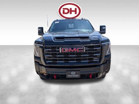 Used 2025 GMC Sierra 1500 Denali AWD/4WD image 7