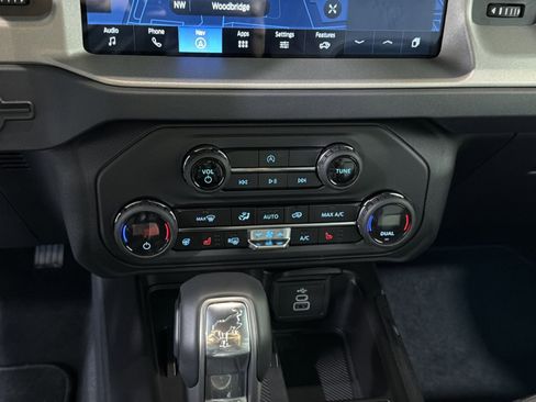 New 2026 Ford Bronco Outer Banks AWD/4WD image 24