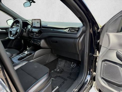 Used 2025 Ford Escape ST-Line AWD/4WD image 12