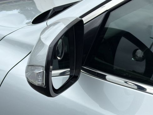 Used 2017 INFINITI QX50 2WD w/ Premium Plus Package image 26