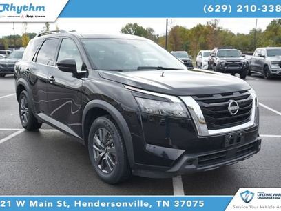 Used 2023 Nissan Pathfinder SV