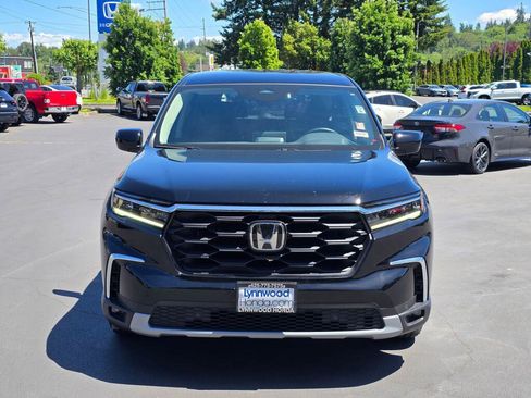 Certified 2023 Honda Pilot EX-L image 11
