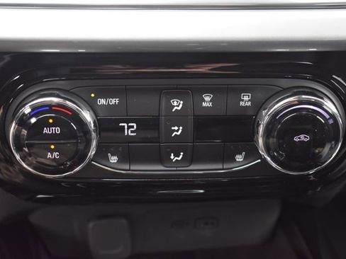 New 2026 Chevrolet Trax LT w/ LT Convenience Package image 27