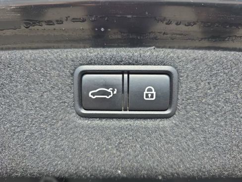 Used 2019 Genesis G80 3.3T Sport image 13