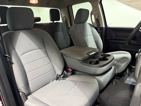 Used 2019 RAM 1500 Tradesman w/ Tradesman SXT Package image 25