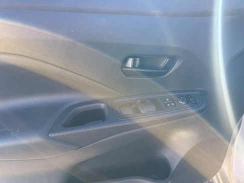 Used 2024 Nissan Versa S w/ S Plus Package image 10